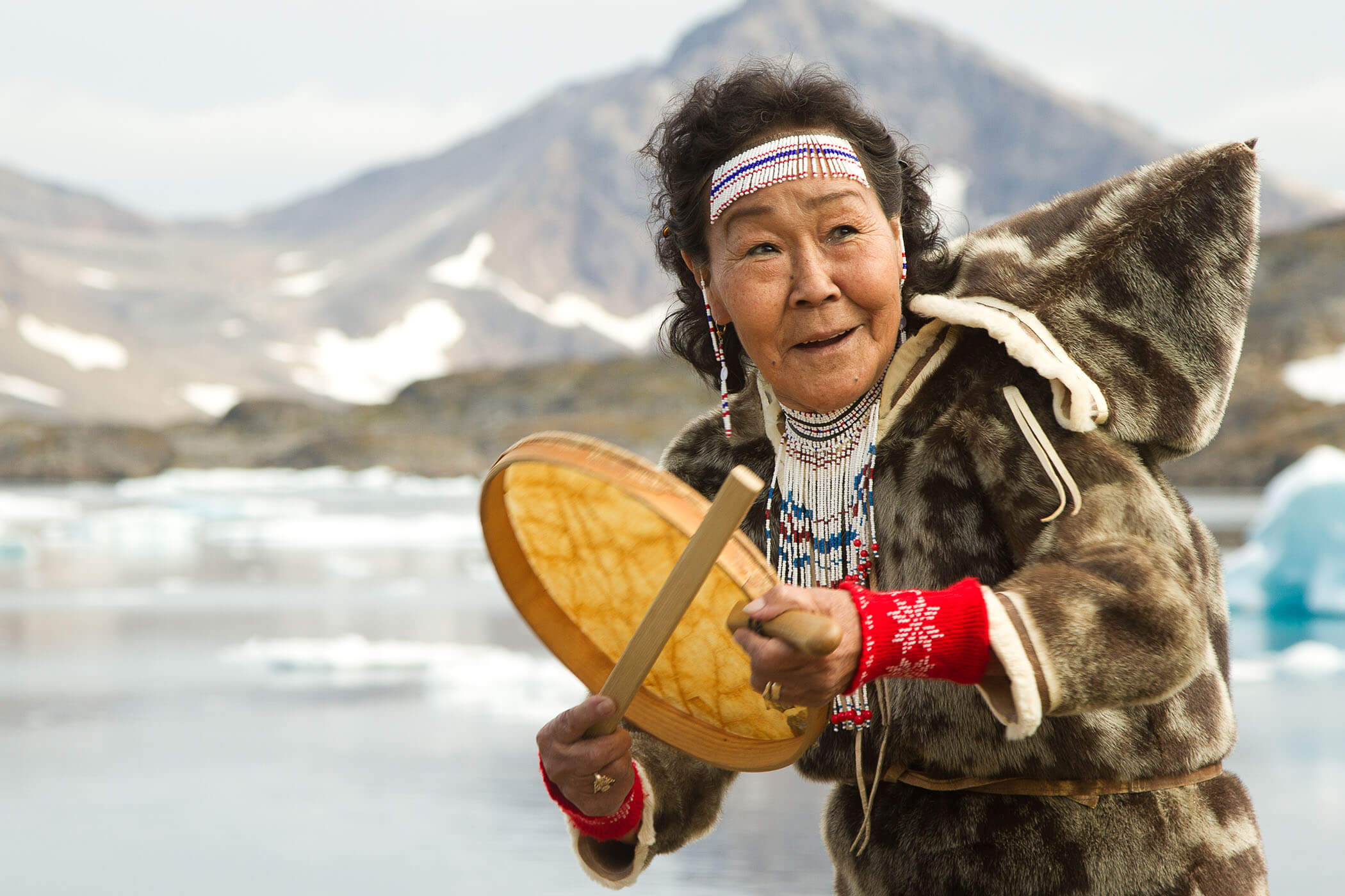 Иннуиты какой народ. Эскимосы инуиты. Гренландские Эскимосы инуиты. Инуиты — Канадские Эскимосы. Инуиты Канады.
