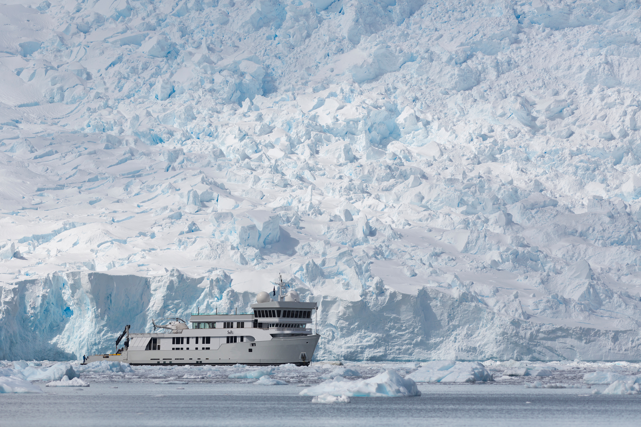 antarctic expedition yacht