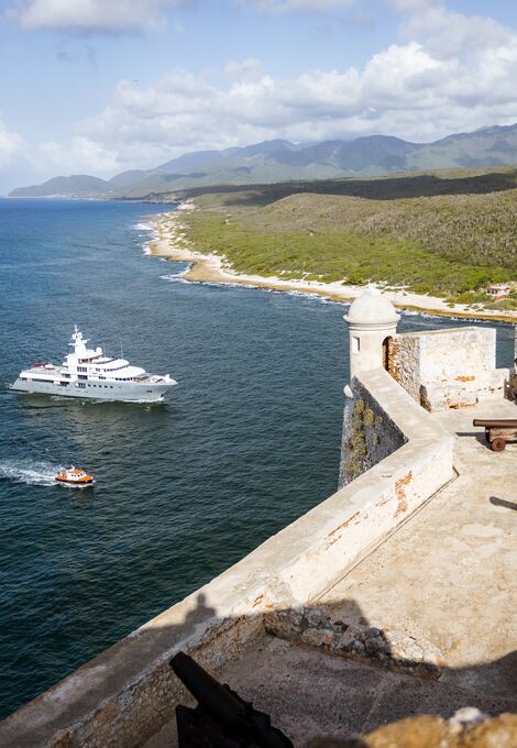 Superyacht approaching Cuba