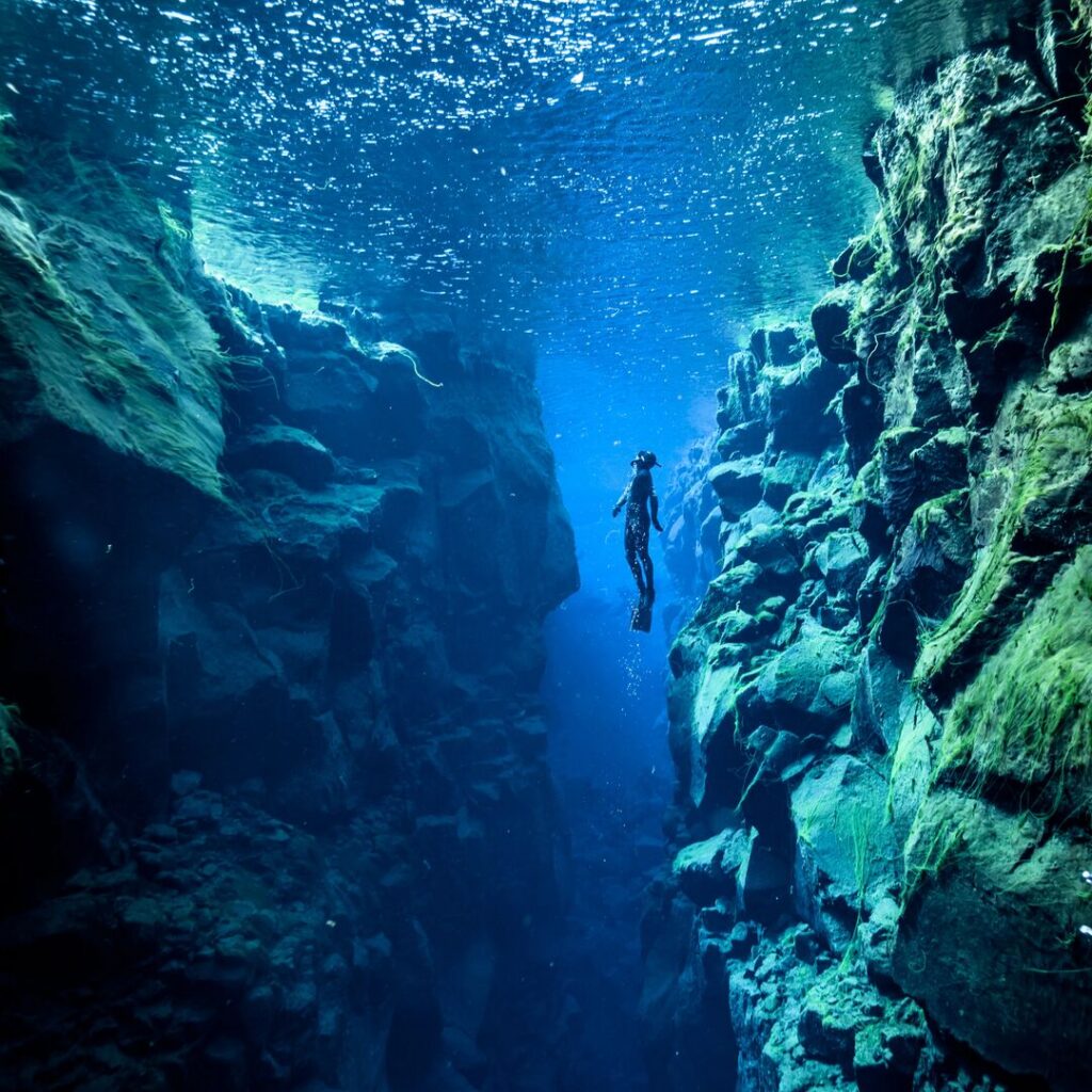 Freediving between continents