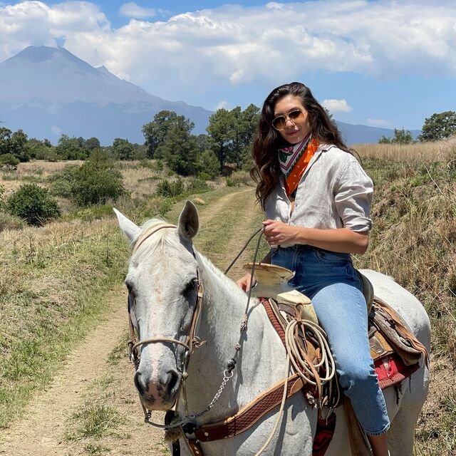 Talya Feldman on a horse